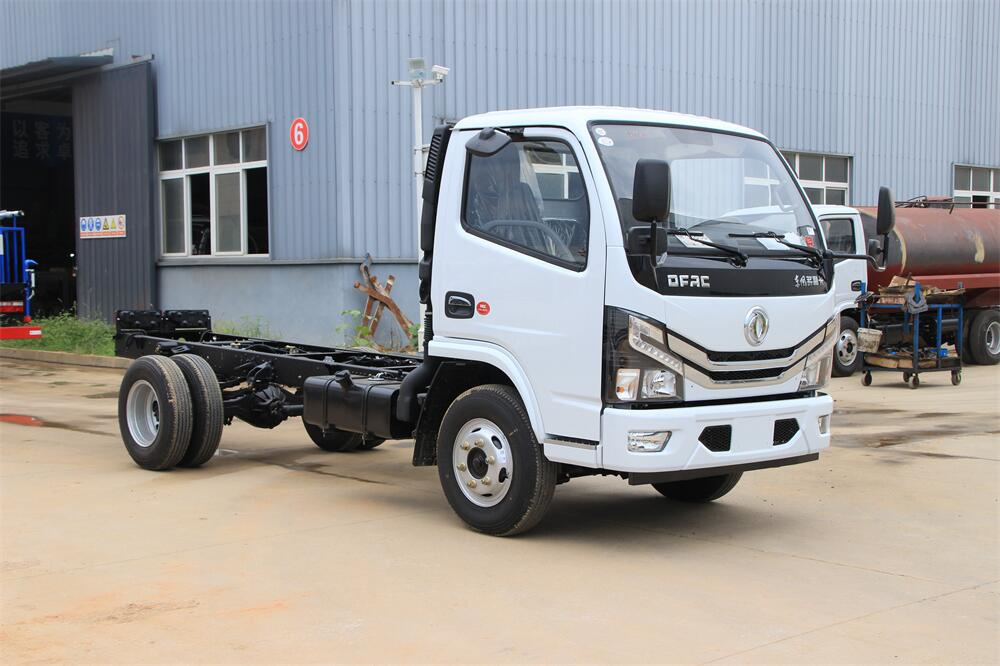 東風小多利卡（3308，全柴115）國六 內飾照片圖